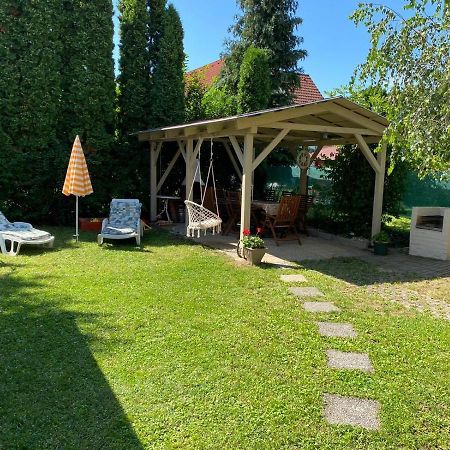 Sommer Ferienhaus 발라톤사르소 외부 사진